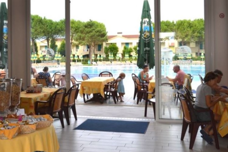 Restaurace, Aparthotel Marco Polo Villagio, Bibione, Itálie, KM TRAVEL