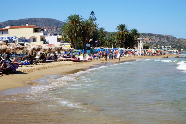 Pláž ve Stalidě, ostrov Kréta, Řecko, KM TRAVEL