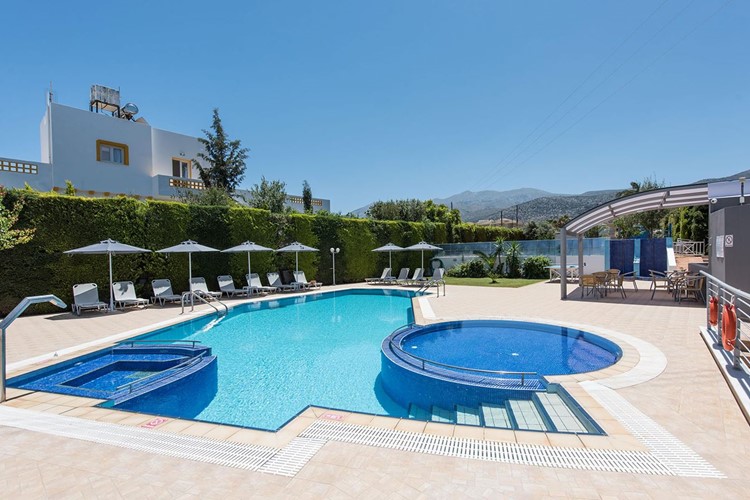 Bazén s dětskou částí, Dimamiel Malia Inn, Kréta, Řecko, KM TRAVEL