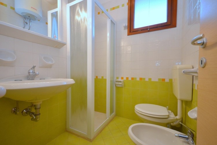 Koupelna v apartmánu TRILO Lussinpiccolo v Bibione, Itálie, KM TRAVEL