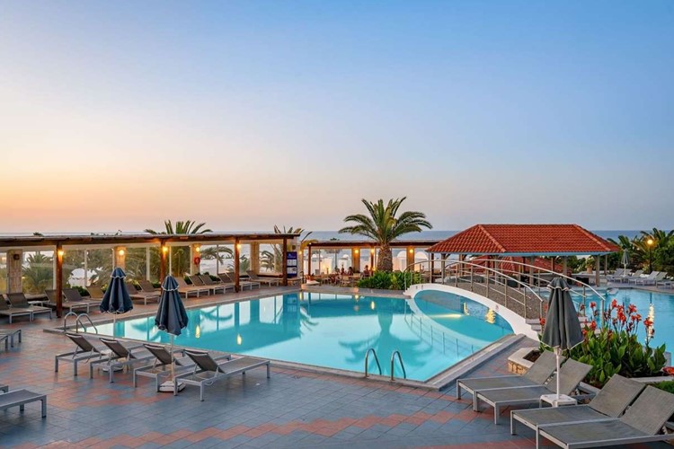Annabelle Beach Resort hotel, bazén se slanou vodou, Anissaras, Kréta, Řecko