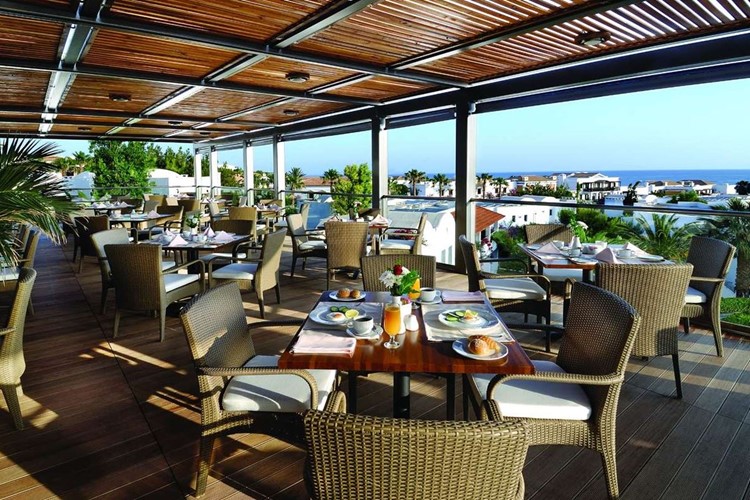 Annabelle Beach Resort, venkovní krytá restaurace, Anissaras, Kréta, Řecko