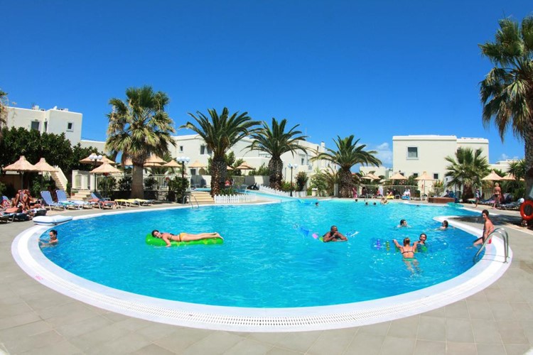 Bazény v hotelu Europa Beach, Analipsi, Kréta, Řecko, KM TRAVEL