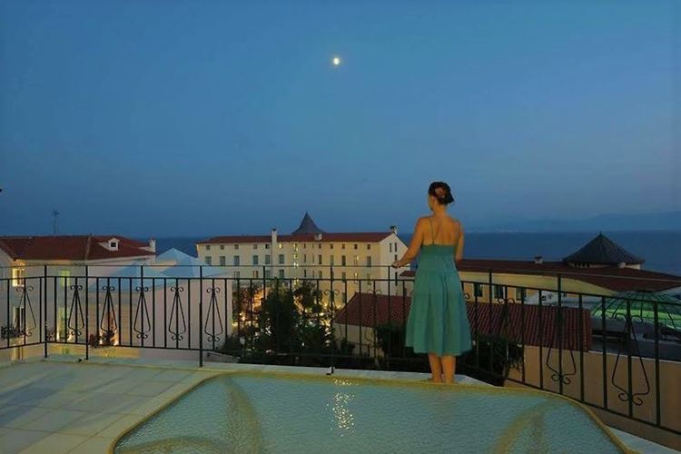 Výhled z hotelu Kentrikon, letovisko Edipsos, ostrov Evia, Řecko, KM TRAVEL