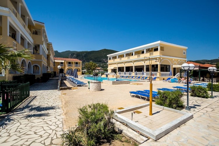 Hotel Konstantin Beach s bazénem, Alykes, Zakynthos, Řecko, KM TRAVEL