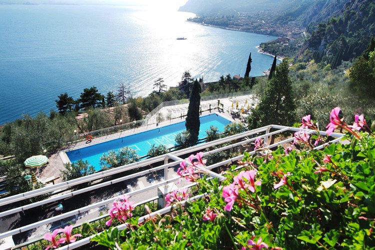 Výhled na jezero, hotel La Limonaia, Lado di Garde, Itálie, KM TRAVEL