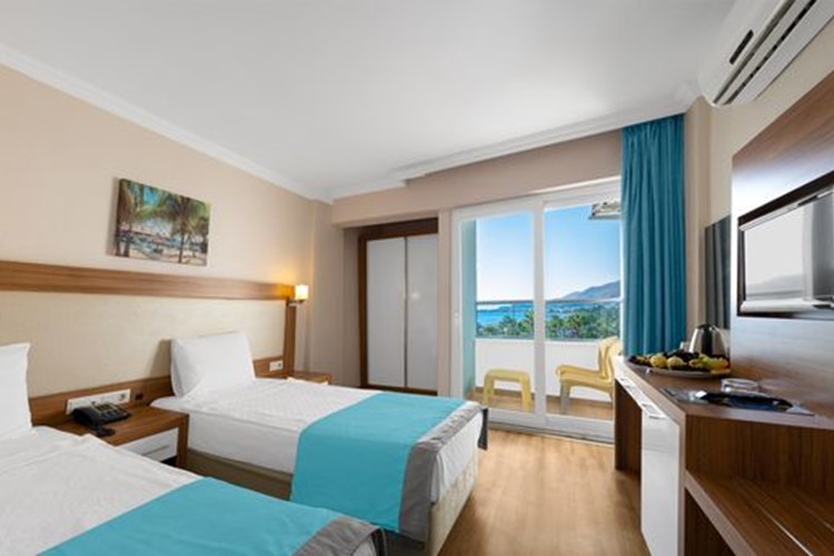 Dvoulůžkový pokoj hotelu Mesut v Alanyi, Turecko, KM TRAVEL