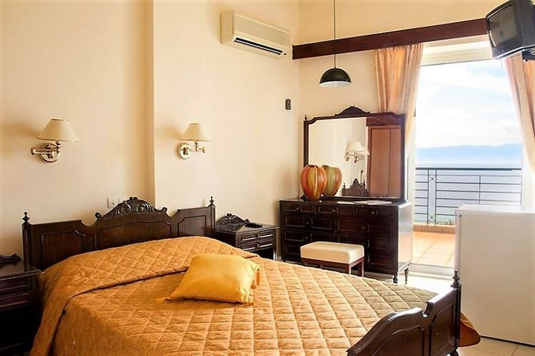 Pokoj pro 2 osoby v hotelu Mitho, letovisko Loutra Edipsos, Evia, Řecko, KM TRAVEL