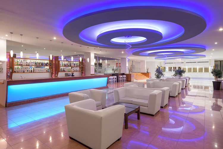 Hotel Oceanis, lobby bar, Ixia, Rhodos, Řecko, KM TRAVEL