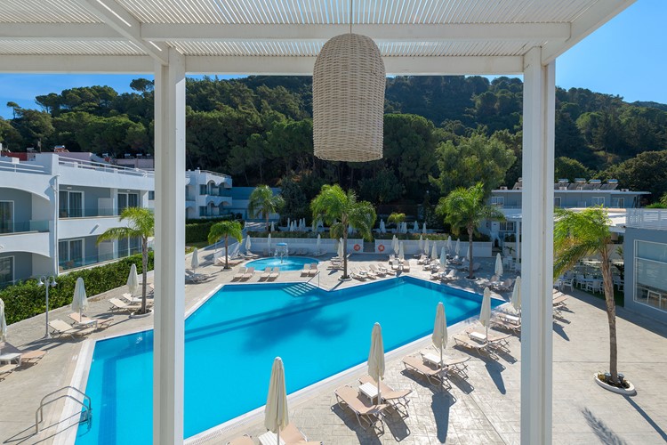 Hotel Oceanis Park, výhled na bazén, Ixia, Rhodos, Řecko, KM TRAVEL