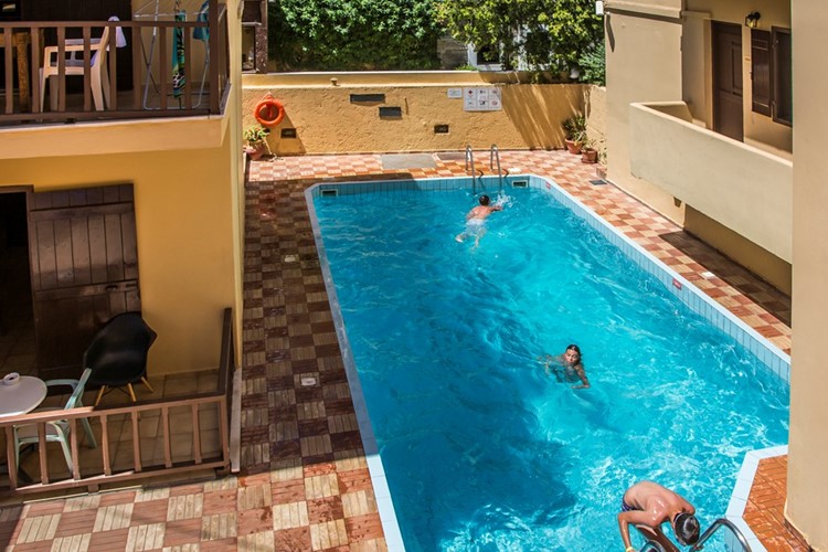 Bazén hotelu Porto Greco Village, Hersonissos, Kréta, Řecko, KM TRAVEL