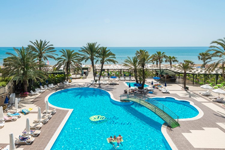 bazén hotelu Sandy Beach, Turecko, kmtravel