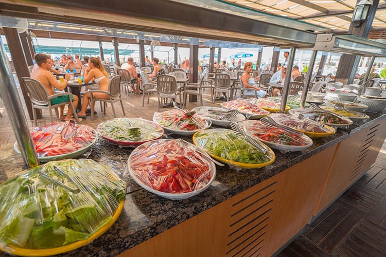Side Breeze, restaurace na pláži v rámci all inclusive, Turecko, Turecká riviéra, KM TRAVEL