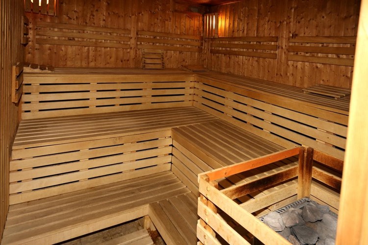 sorea maj hotel sauna kmtravel
