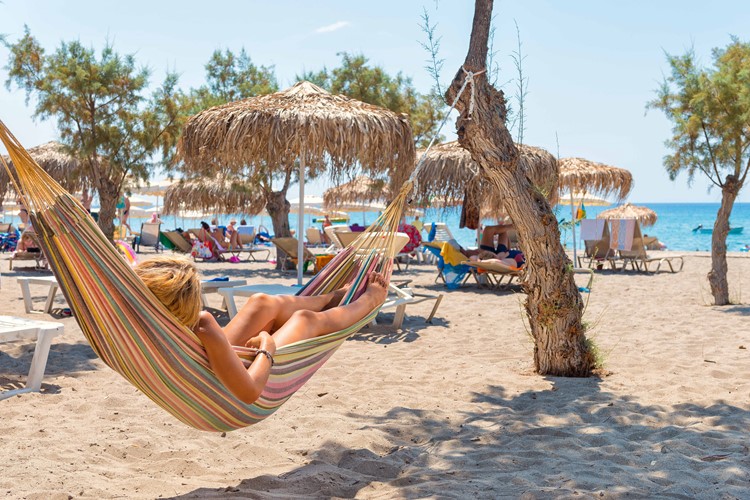 KM TRAVEL, Řecko, ostrov Rhodos, hotel Sun Beach Lindos, relax na písečné pláži