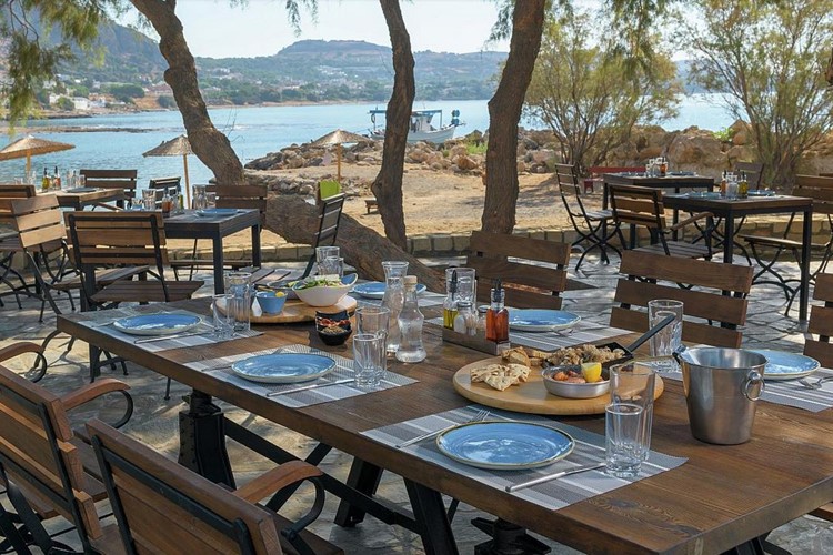 Restaurace a la carte, hotel Sunrise, Pefkos, Rhodos, Řecko, KM TRAVEL