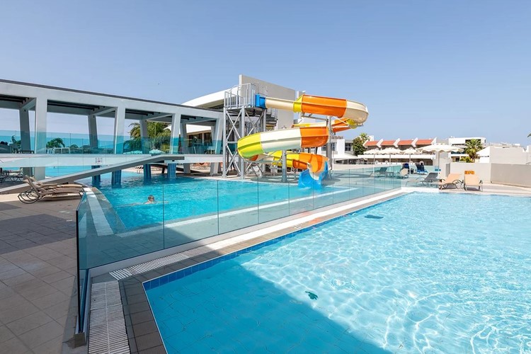 Virginia Family hotel, bazén se skluzavkami pro děti, Rhodos, Řecko, KM TRAVEL