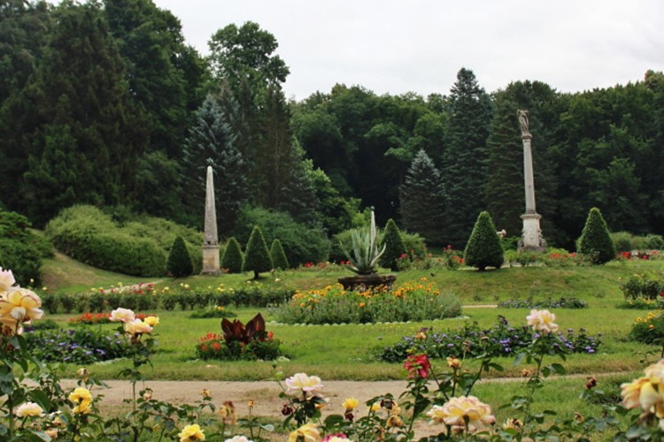 KM TRAVEL, zámecká zahrada Konopiště