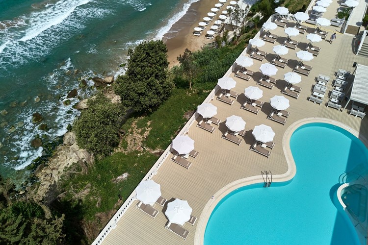 KM TRAVEL Ag. Gordios Mayor La Grotta Verde Grand Resort bazén 2