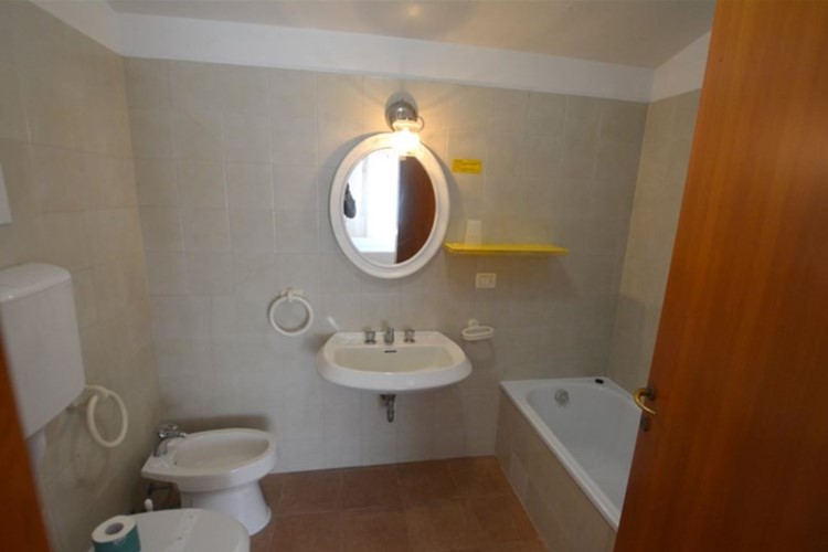 Rezidence Crepetta,koupelna v apartmánu typu trilo, letovisko Lignano, Itálie, KM TRAVEL