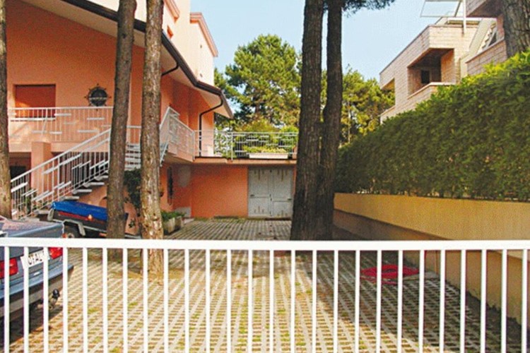 Rezidence Crepetta, parkování, letovisko Lignano, Itálie, KM TRAVEL