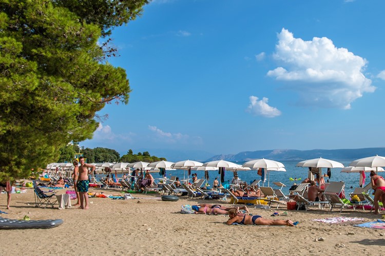 KM TRAVEL Chorvatsko Crikvenica písečná pláž