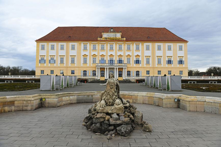 KM TRAVEL, Rakousko, jednodenní výlet, zámek Schloss Hof 