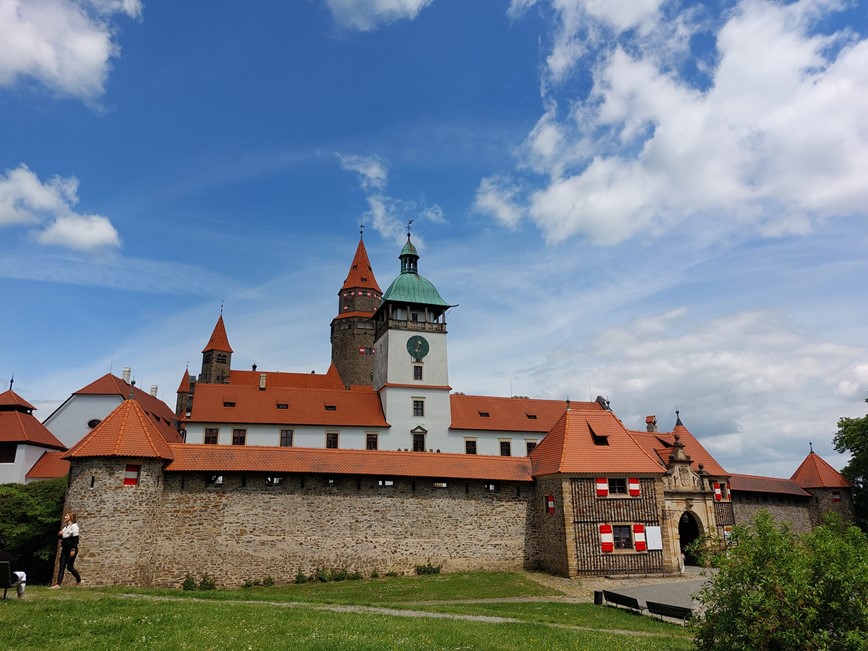 KM Travel  hrad Bouzov 