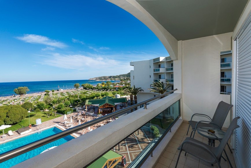 Výhled z balkonu, hotel Apollo Beach, Faliraki, Rhodos, Řecko, KM TRAVEL