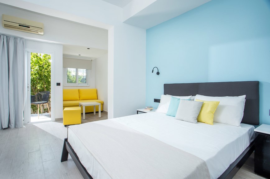 Dvoulůžkový pokoj s terasou, hotel Faliraki Premium Rhodos, Řecko, KM TRAVEL