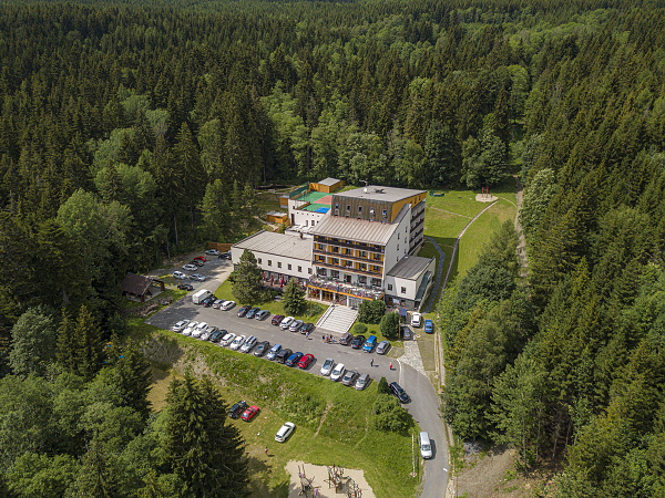 hotel kamzík dovolená v české republice jeseníky kmtravel