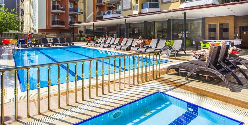 Hotel Kleopatra Ada Beach, bazén s částí pro děti, Alanya, Turecko, KM TRAVEL 