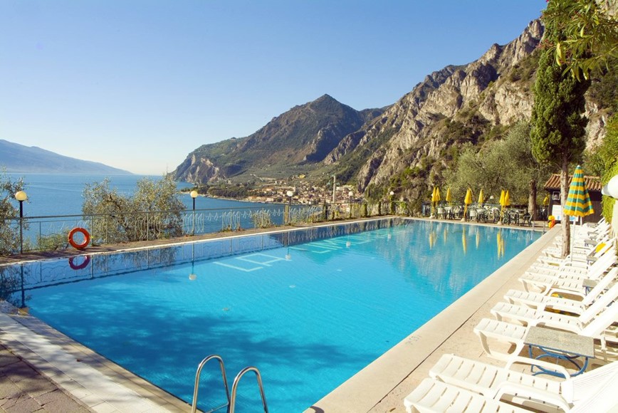 Bazén u hotelu La Limonaia, Lado di Garde, Itálie, KM TRAVEL