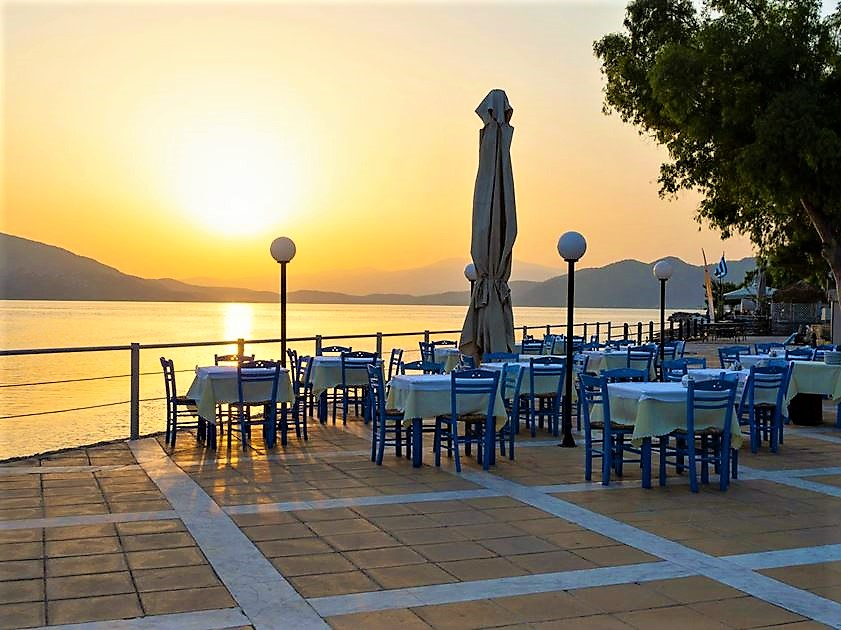 Letovisko Edipsou na ostrově Evia, Řecko, KM TRAVEL