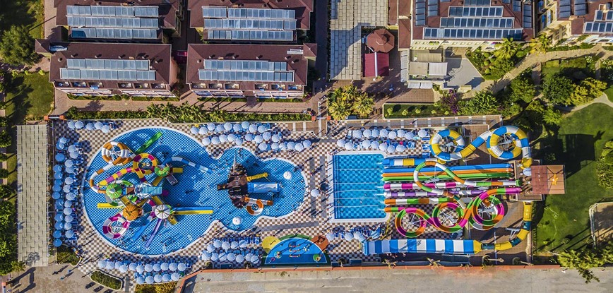Aquapark má celkem 5 550 m2, hotel Lonicera World, Turecko, KM TRAVEL