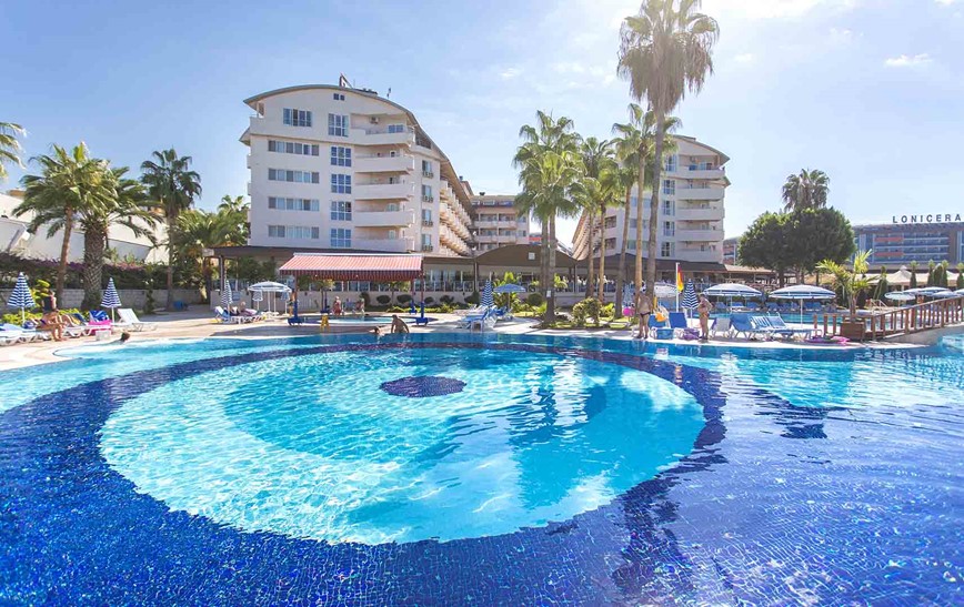 Hlavní bazén hotelu Lonicera World, Avsallar, Turecko, KM TRAVEL