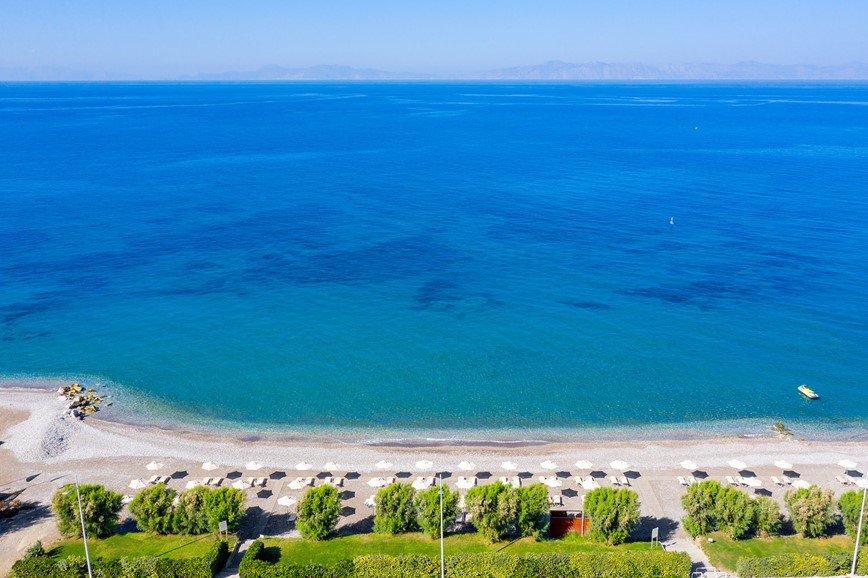 Hotel Oceanis a pláž v Ixia, Rhodos, Řecko, KM TRAVEL