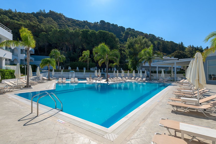 Hotel Oceanis Park, lehátka u bazénu zdarma, Ixia, Rhodos, Řecko, KM TRAVEL