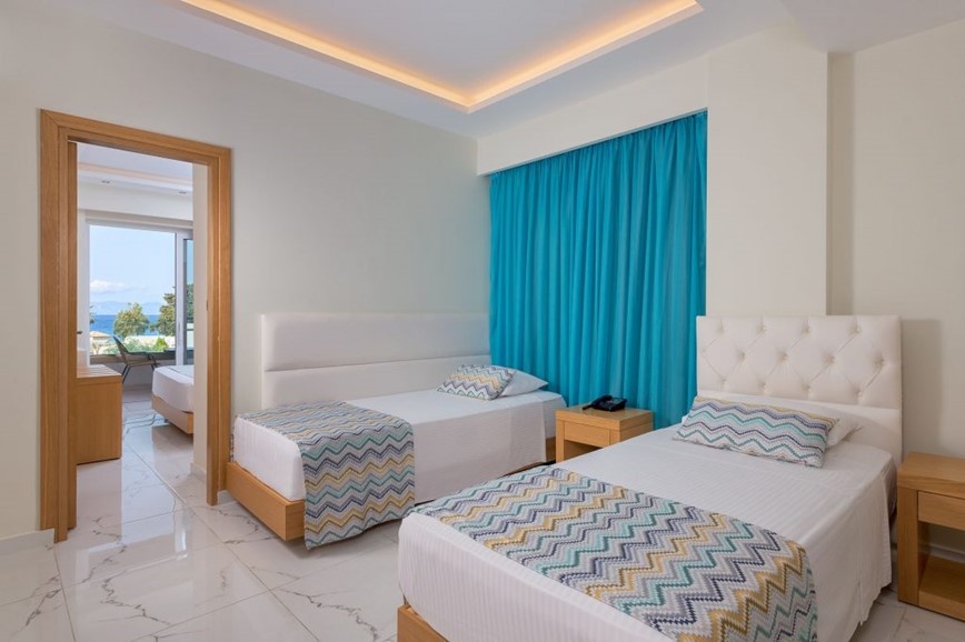 Hotel Oceanis Park, pokoj pro 4 osoby s výhledem na moře, Ixia, Rhodos, Řecko, KM TRAVEL