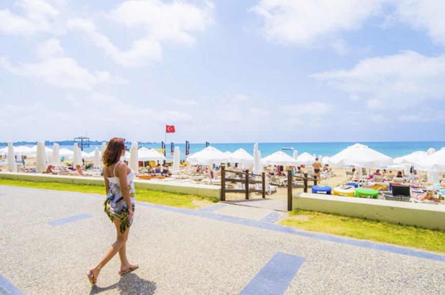 Hotel Sandy Beach leží přímo u pláže, Side, Turecko, KM TRAVEL
