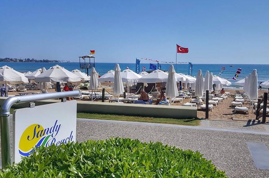 Pláž u hotelu Sandy Beach, Turecko, KM TRAVEL