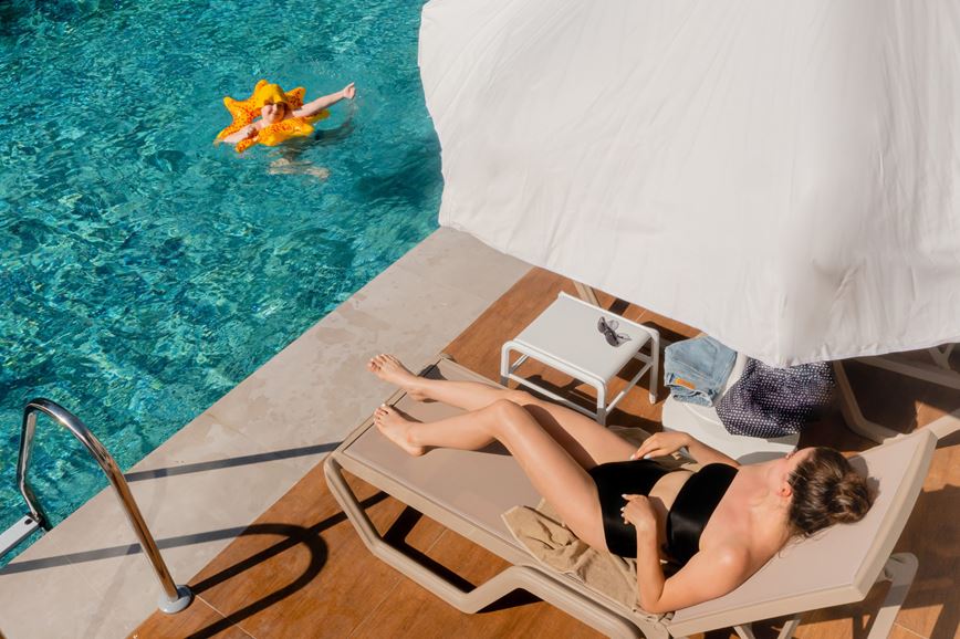 Relax u bazénu v hotelu Side Amour, letovisko Side, Turecko, KM TRAVEL