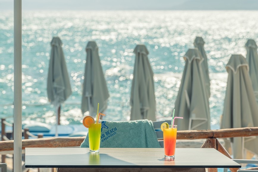 KM TRAVEL Řecko, Kréta, Hersonissos, hotel Star Beach Village plážová terasa
