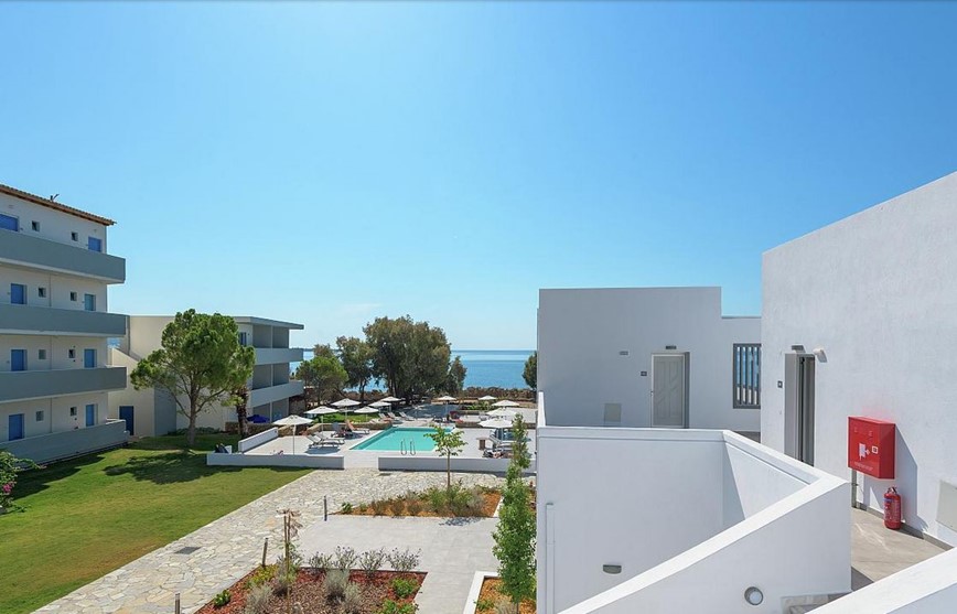 Nová budova hotelu Sunrise, Pefkos, Rhodos, Řecko, KM TRAVEL