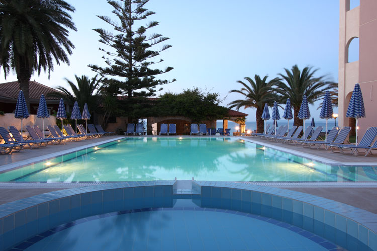 Bazén, Hotel Zakantha Beach, letovisko Argassi, Zakynthos, Řecko, KM TRAVEL