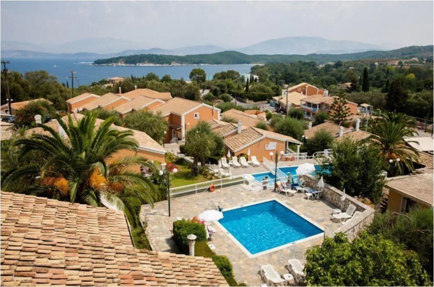 KM TRAVEL, Michelangelo Resort, Korfu pohled na resort