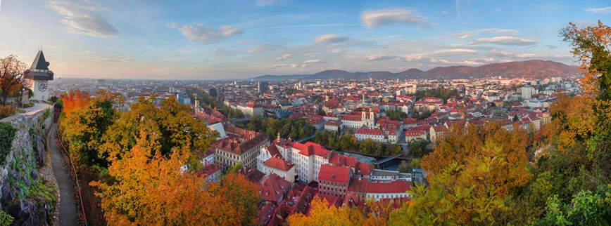 Město Graz, Grazer Uhrturm, atrakce na Shlossberg hill, Graz, Rakousko