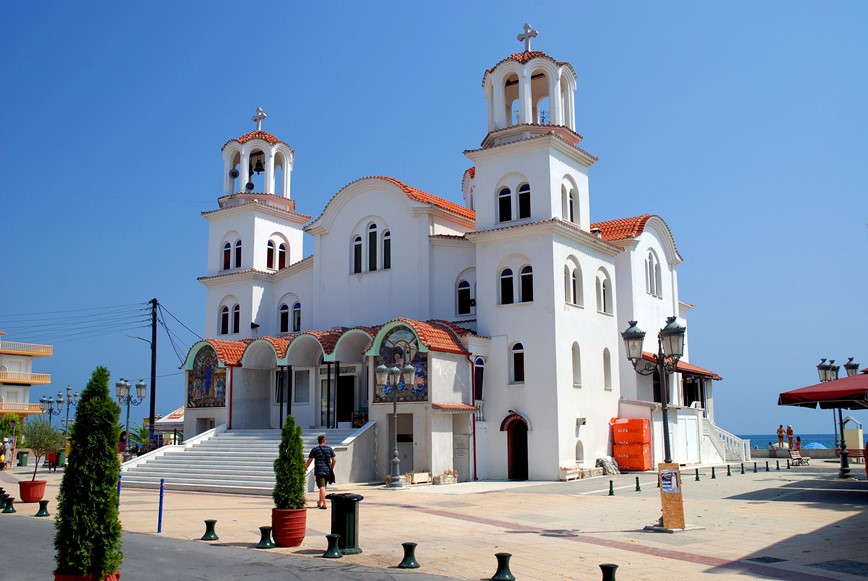 Řecký kostel v Paralii, Řecko, KMTRAVEL