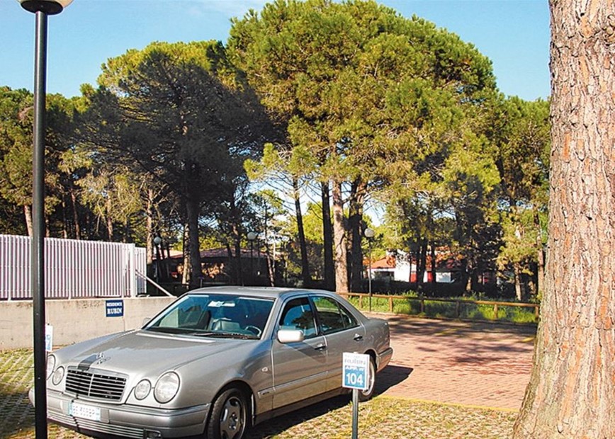 Vila Rubin, parkování, Lignano, Itálie, KM TRAVEL