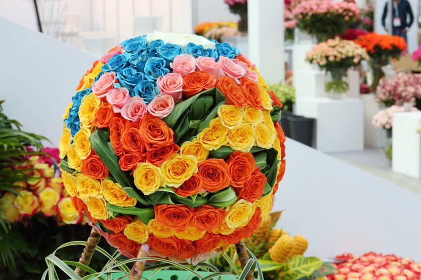 KM TRAVEL Tulln - květinová dekorace